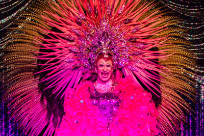 Persconferentie 'La Cage aux Folles' @ Mask'ara te Borsbeek, foto 5, foto's door Guy Danneels - FrontView Magazine