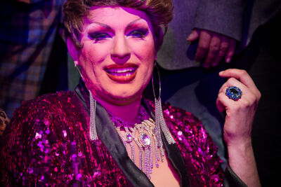Persconferentie 'La Cage aux Folles' @ Mask'ara te Borsbeek, foto 20, foto's door Guy Danneels - FrontView Magazine