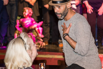 Persconferentie 'La Cage aux Folles' @ Mask'ara te Borsbeek, foto 23, foto's door Guy Danneels - FrontView Magazine