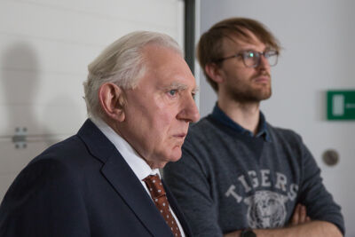 Setbezoek verfilming: 'Dode Hoek' @ TV studio Brussel, foto 14, foto's door Guy Danneels - FrontView Magazine