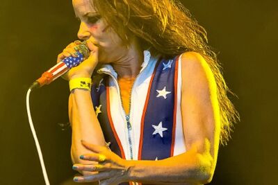 Juliette & The Licks @ Groezrock 2016, foto 12, foto's door Edwin Houdevelt - FrontView Magazine