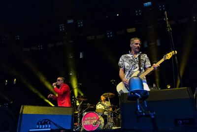 Me First And The Gimme Gimmes @ Groezrock 2016, foto 13, foto's door Edwin Houdevelt - FrontView Magazine
