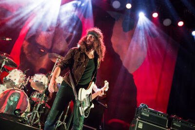 Wolfmother @ 013, picture 3, photographed by Dorien Goetschalckx - FrontView Magazine