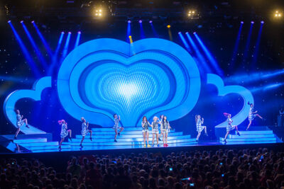 K3 - allerlaatste afscheidsshow @ Lotto Arena, foto 6, foto's door Goele Bormans - FrontView Magazine