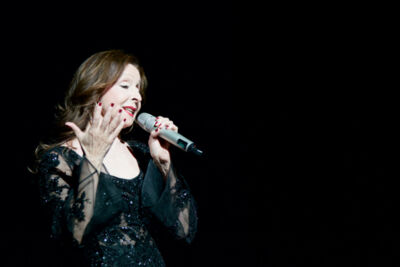Vicky Leandros @ Oostende Kursaal, picture 3, photographed by Bart Baevegems - FrontView Magazine