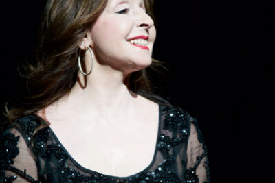 Vicky Leandros @ Oostende Kursaal, picture 10, photographed by Bart Baevegems - FrontView Magazine