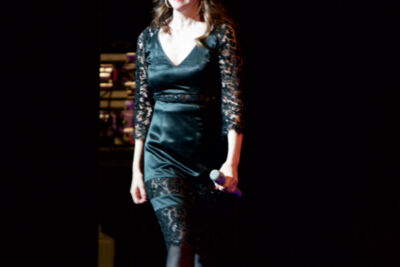 Vicky Leandros @ Oostende Kursaal, picture 23, photographed by Bart Baevegems - FrontView Magazine