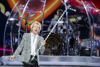 Rod Stewart @ Sportpaleis, picture 2, photographed by Dorien Goetschalckx - FrontView Magazine