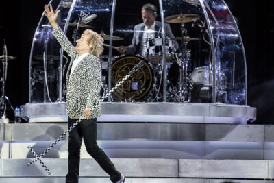Rod Stewart @ Sportpaleis, picture 6, photographed by Dorien Goetschalckx - FrontView Magazine