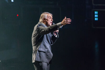 Salvatore Adamo in concert @ Kursaal te Oostende, picture 62, photographed by Guy Danneels - FrontView Magazine