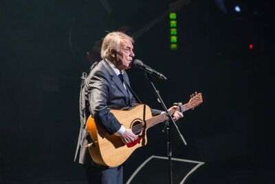 Salvatore Adamo in concert @ Kursaal te Oostende, picture 64, photographed by Guy Danneels - FrontView Magazine