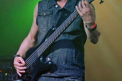 10 Rogue (ft. Peter Evrard) @ RebelRock XXL, picture 11, photographed by Paul Nouwen - FrontView Magazine