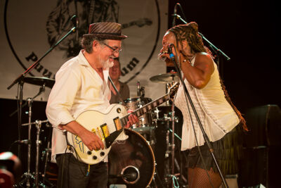 Sean Carney en Shaun Booker @ Duvelblues, picture 53, photographed by Marc Verdonck - FrontView Magazine