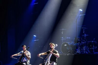 2 Cello's @ Koninklijk Circus, picture 13, photographed by Edwin Houdevelt - FrontView Magazine