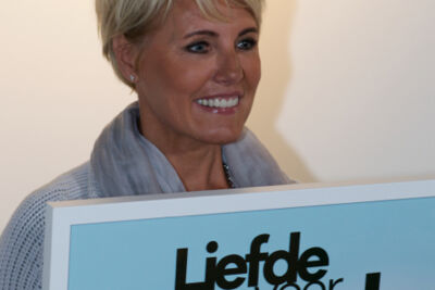 Liefde voor muziek 2 Gouden plaat uitreiking @ zaventem, picture 3, photographed by Bart Baevegems - FrontView Magazine