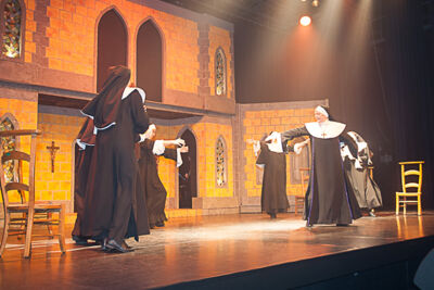 Première Nonsens, de musical @ CC Evergem, foto 26, foto's door Goele Bormans - FrontView Magazine