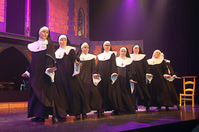 Première Nonsens, de musical @ CC Evergem, foto 33, foto's door Goele Bormans - FrontView Magazine