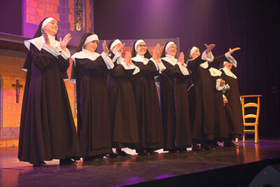 Première Nonsens, de musical @ CC Evergem, foto 38, foto's door Goele Bormans - FrontView Magazine