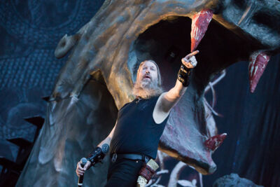 Amon Amarth @ NOVA ROCK 2016, foto 1, foto's door Dorien Goetschalckx - FrontView Magazine