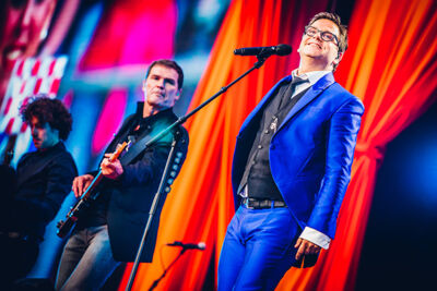 Guus Meeuwis - Groots met een zachte G @ Philips Stadion Eindhoven, foto 4, foto's door Elke Briers - FrontView Magazine