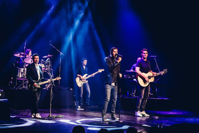 Nick & Simon @ Stadsschouwburg Antwerpen, picture 10, photographed by Elke Briers - FrontView Magazine