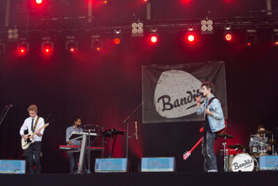 Bandits @ Genk on stage, picture 1, photographed by Marc Verdonck - FrontView Magazine