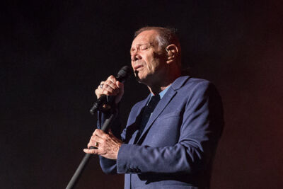 Rob de Nijs @ Casino Kursaal Oostende, picture 7, photographed by Guy Danneels - FrontView Magazine
