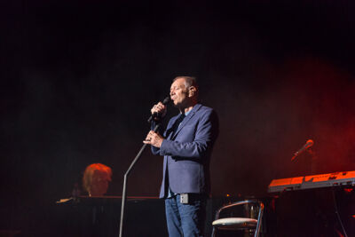 Rob de Nijs @ Casino Kursaal Oostende, picture 8, photographed by Guy Danneels - FrontView Magazine