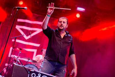 Id!ots @ Rock Zottegem 2016, picture 10, photographed by Dorien Goetschalckx - FrontView Magazine