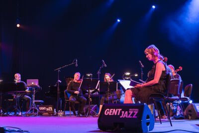 Max Richter: Infra & The Blue Notebooks @ Gent Jazz 2016, picture 7, photographed by Jan van Hecke - FrontView Magazine