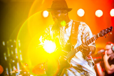 Vieux Farka Touré @ Afro Latino, picture 11, photographed by Kristof Hayen - FrontView Magazine