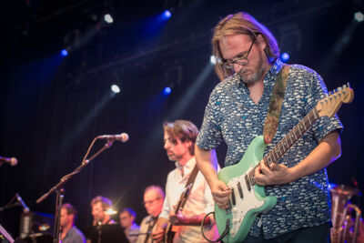 Flat Earth Society feat. Mauro Pawlowski @ Gent Jazz 2016, picture 8, photographed by Jan van Hecke - FrontView Magazine