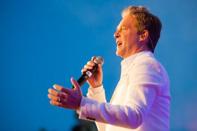 Christoff @ Vlaanderen Feest Antwerpen, picture 12, photographed by Dimitri Vanlommel - FrontView Magazine