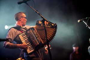 Sjock Flogging Molly, foto 1, foto's door Luc Luyten - FrontView Magazine
