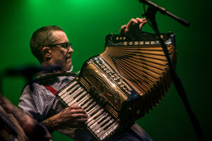 Sjock Flogging Molly, foto 5, foto's door Luc Luyten - FrontView Magazine