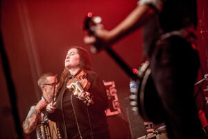 Sjock Flogging Molly, foto 16, foto's door Luc Luyten - FrontView Magazine