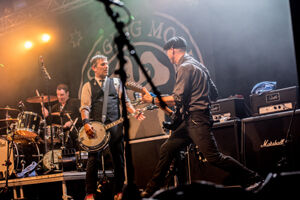 Sjock Flogging Molly, foto 21, foto's door Luc Luyten - FrontView Magazine