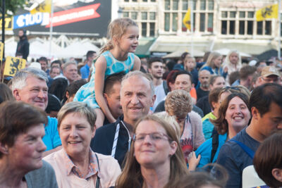 Vlaanderen Feest @ Grote Mart - Antwerpen, foto 4, foto's door Dimitri Vanlommel - FrontView Magazine
