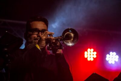 Lady Linn & her magnificent seven @ engie parkies, picture 4, photographed by Dieter  Boone - FrontView Magazine