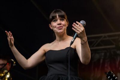 Lady Linn & her magnificent seven @ engie parkies, picture 10, photographed by Dieter  Boone - FrontView Magazine