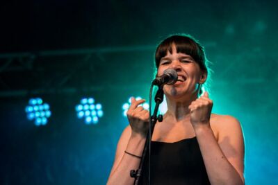Lady Linn & her magnificent seven @ engie parkies, picture 17, photographed by Dieter  Boone - FrontView Magazine