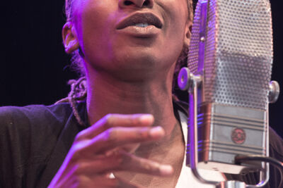 ALA.NI @ Gent Jazz 2016, picture 2, photographed by Jan van Hecke - FrontView Magazine
