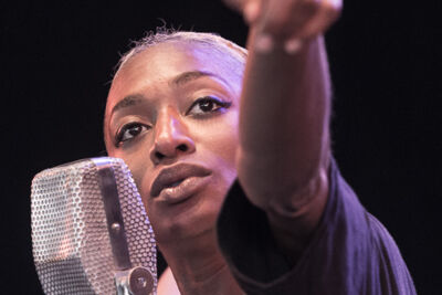 ALA.NI @ Gent Jazz 2016, picture 12, photographed by Jan van Hecke - FrontView Magazine