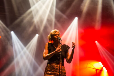 Barbara Dex & Buscemi @ Gentse Feesten Sint Baafsplein, picture 4, photographed by Dieter  Boone - FrontView Magazine