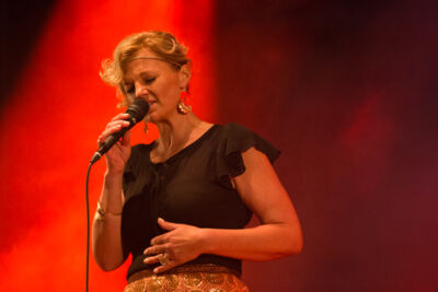 Barbara Dex & Buscemi @ Gentse Feesten Sint Baafsplein, picture 17, photographed by Dieter  Boone - FrontView Magazine
