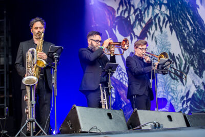 Lady Linn & Her Magnificent Seven @ Beleuvenissen 2016, picture 2, photographed by Kurt Jacobs - FrontView Magazine