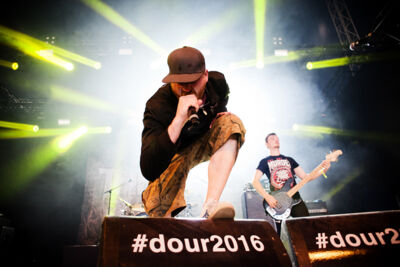 The Arrs @ Dour Festival 2016, picture 2, photographed by Magali Decamps - FrontView Magazine