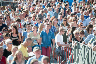 Vlaanderen zingt @ Gentse Feesten - Sint Baafsplein, picture 8, photographed by Dimitri Vanlommel - FrontView Magazine