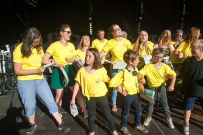 Vlaanderen zingt @ Gentse Feesten - Sint Baafsplein, picture 15, photographed by Dimitri Vanlommel - FrontView Magazine