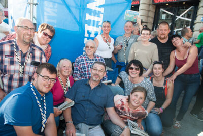 Vlaanderen zingt @ Gentse Feesten - Sint Baafsplein, picture 25, photographed by Dimitri Vanlommel - FrontView Magazine